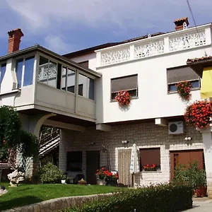 rezervovat zde