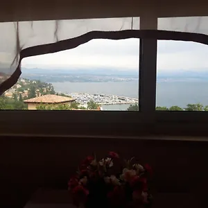 https://villa-salyna.in-istria.net